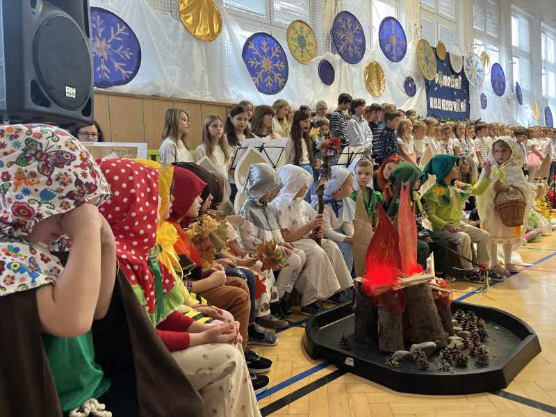 Vánoční koledování