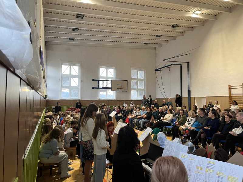 Vánoční koledování